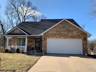 20 Concord Dr, Hannibal, MO 63401
