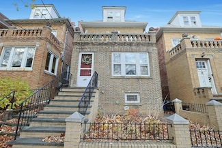 317 E 242nd St, Bronx, NY 10470