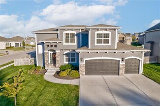 10417 N Avalon Ave, Kansas City, MO 64154