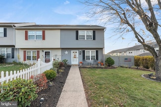 548 Blaker Dr, East Greenville, PA 18041