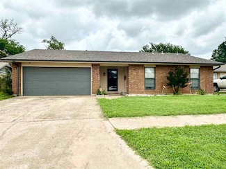 4624 NE Bell Ave, Lawton, OK 73507