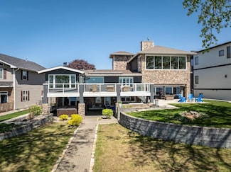 24257 178th St, Okoboji, IA 51355