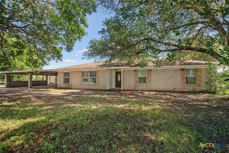 382 Schell Rd, Victoria, TX 77904