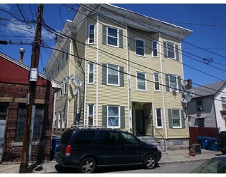 14 Ames St, Lowell, MA 01852