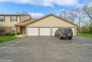 606 E Whispering Oaks Ct Unit 21, Palatine, IL 60074