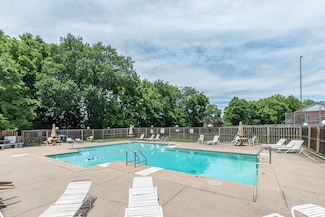 4828 Club Dr, Old Hickory, TN 37138
