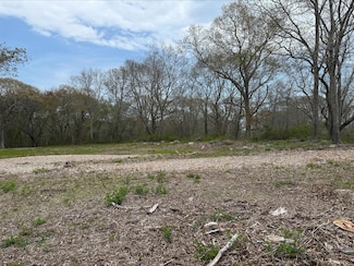 00 E End Rd, Fishers Island, NY 06390