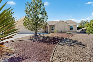 945 Lee Trevino Dr, Belen, NM 87002