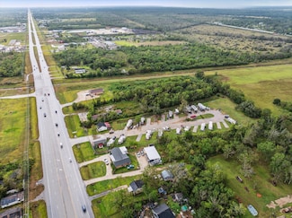 14078 S Highway 288b, Angleton, TX 77515