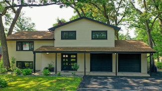 1007 Rolling Dr, Lisle, IL 60532