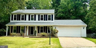 8407 Finlay Ct, Springfield, VA 22153