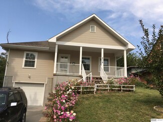 4114 Corby St, Omaha, NE 68111