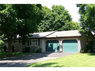 114 Peffer St, Zelienople, PA 16063