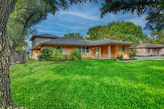 149 Aspen St, Lancaster, TX 75134
