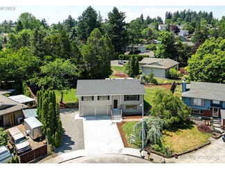 313 SE 21st St, Troutdale, OR 97060
