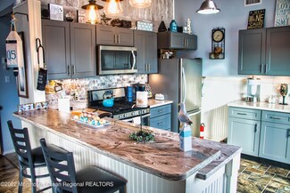 114 E Navasink Dr, Little Egg Harbor Township, NJ 08087
