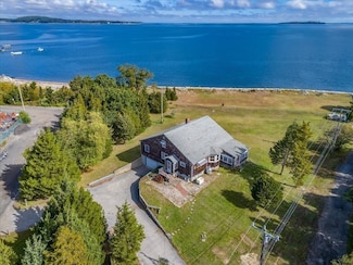 70 Hedge Rd, Plymouth, MA 02360