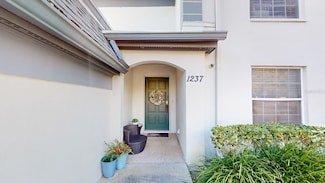 1237 N McMullen Booth Rd, Clearwater, FL 33759