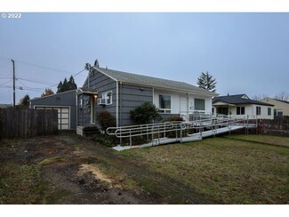 1847 G St, Springfield, OR 97477