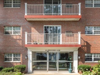 46 Greentree Ln Unit 32, South Weymouth, MA 02190