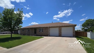 105 Nunn Dr, Holcomb, KS 67851