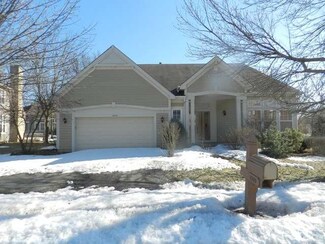 2389 Masters Ln, Riverwoods, IL 60015
