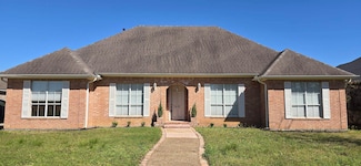 1470 Sheridan Ln, Beaumont, TX 77706