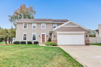 1307 Blue Ridge Dr, Green Bay, WI 54304