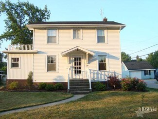 218 Bryan St, Berne, IN 46711