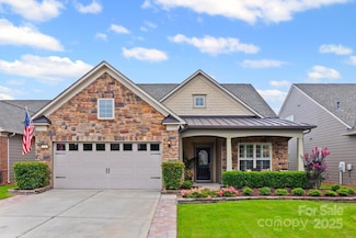 276 Grovefield Dr, Fort Mill, SC 29715