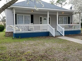 359 S Lexington St, Elloree, SC 29047
