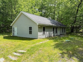 1496 Fairground Rd, Bradford, VT 05033