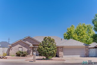 2104 Howard Cowper Dr, Clovis, NM 88101