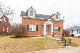 27 N 7th St, Coplay, PA 18037