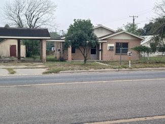 811 N Smith Ave, Hebbronville, TX 78361