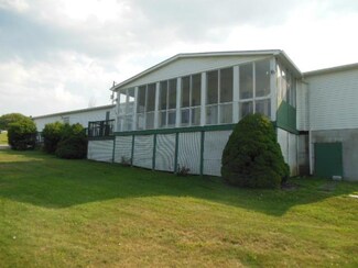 6773 Falling Branch Rd, Fairlawn, VA 24141