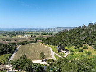 1202 Yount Mill Rd, Napa, CA 94558