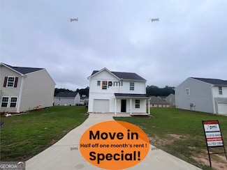 106 Sarah Ln, Lagrange, GA 30241