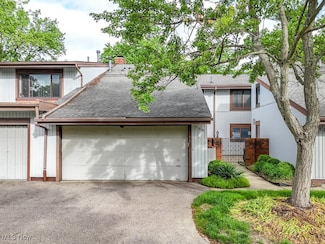 758 Spafford Oval Unit 1202, Northfield, OH 44067