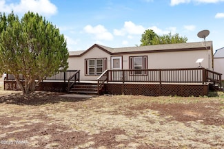 8527 Lyzniack Place, Show Low, AZ 85901
