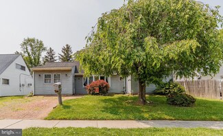 36 Indian Creek Entry, Levittown, PA 19057