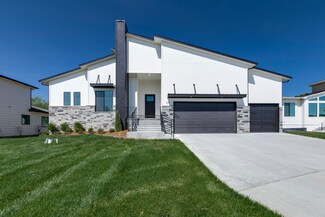 209 S Wellcrest St, Goddard, KS 67052
