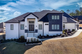 111 Eagle Ridge Dr, Maumelle, AR 72113