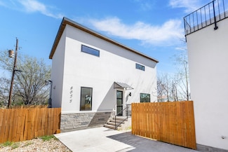 802 Philco Dr Unit 2, Austin, TX 78745