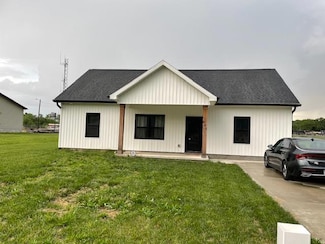 605 Colonelette Dr, Hopkinsville, KY 42240