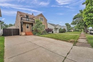 140 Hoover Ave, Buffalo, NY 14217