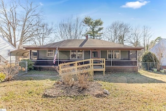 203 Givens St, Fountain Inn, SC 29644
