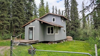 666 Lowell Rd, Fairbanks, AK 99712