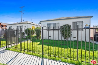 1016 W 102nd St, Los Angeles, CA 90044