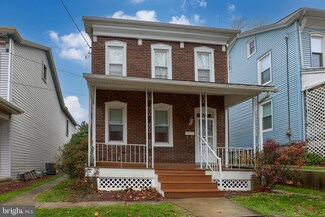 52 Chestnut St, Mohnton, PA 19540